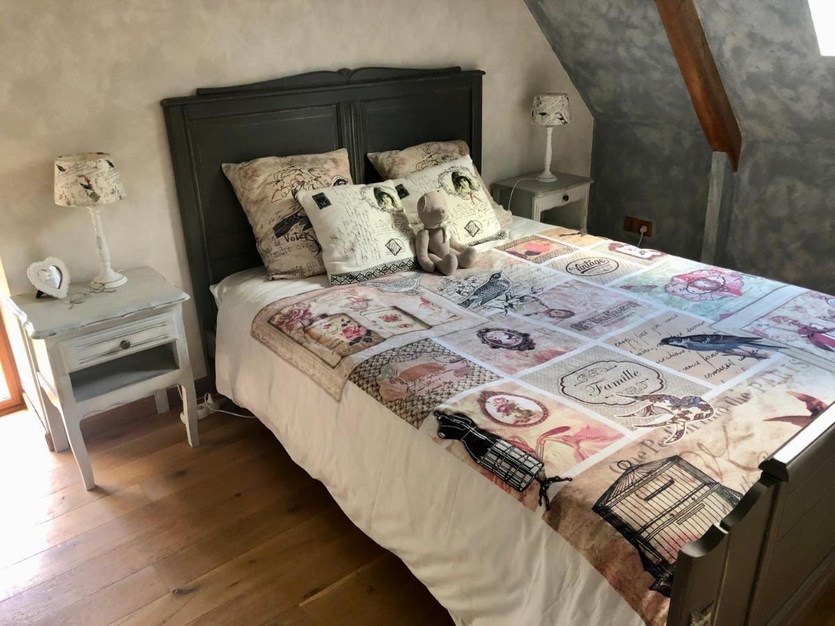 Chambre Double Avec Sdb Privee Au Milieu Des Champs Teloché Exterior foto